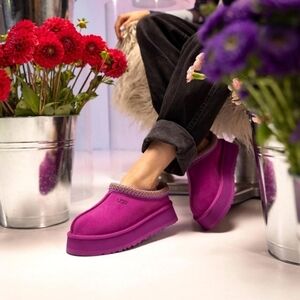UGG Women's Tazz Platform Slipper Purple  1122553 Sizes 8 In EXC.